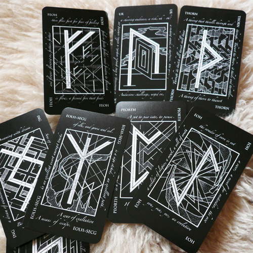 English Runes Black34